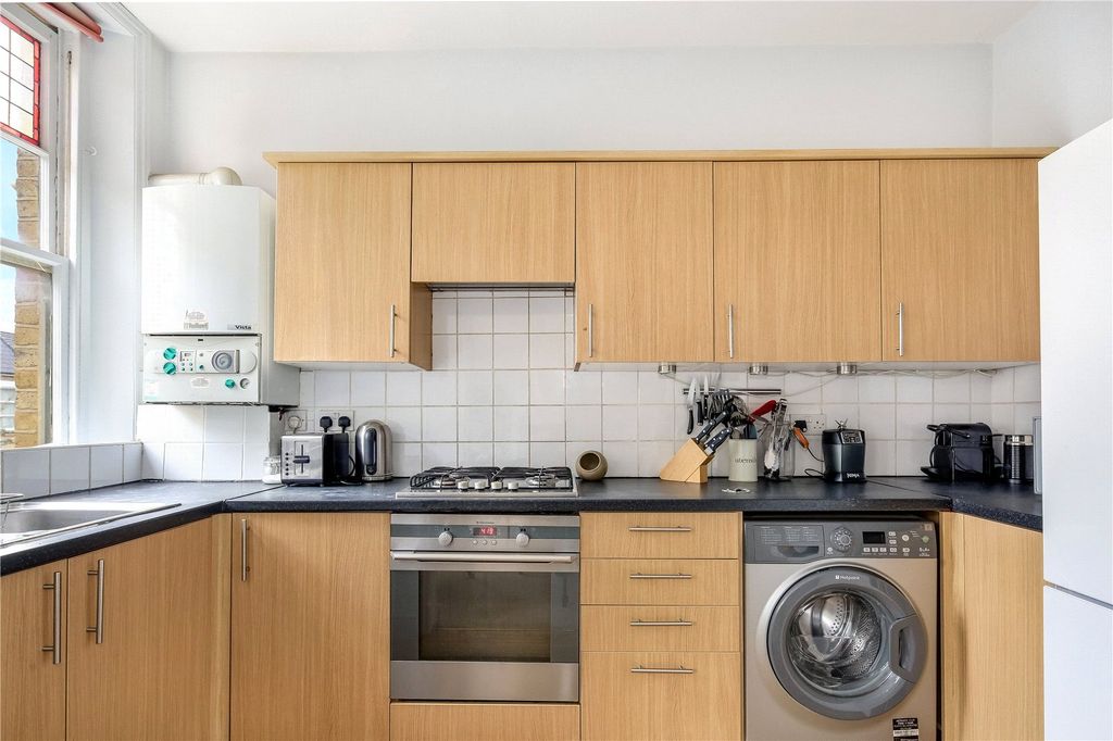 Property photo 3 of 15 Kitchen