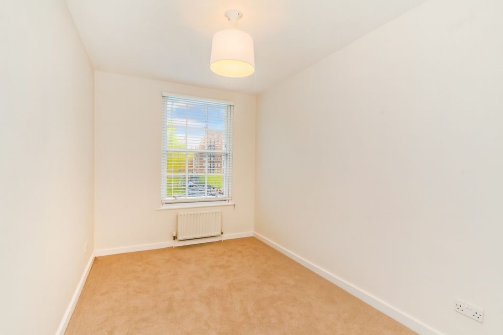 Property photo 3 of 7 Bedroom 2