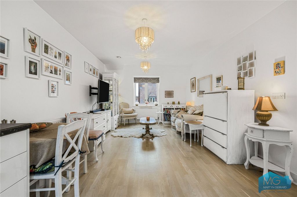 Property photo 1 of 11 Picture No. 05