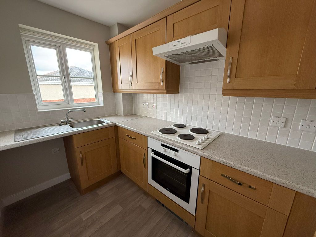 Property photo 2 of 5 Kitchen