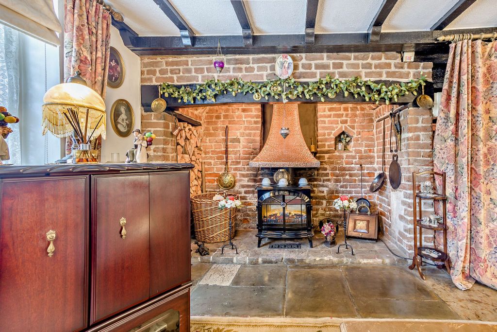 Property photo 3 of 29