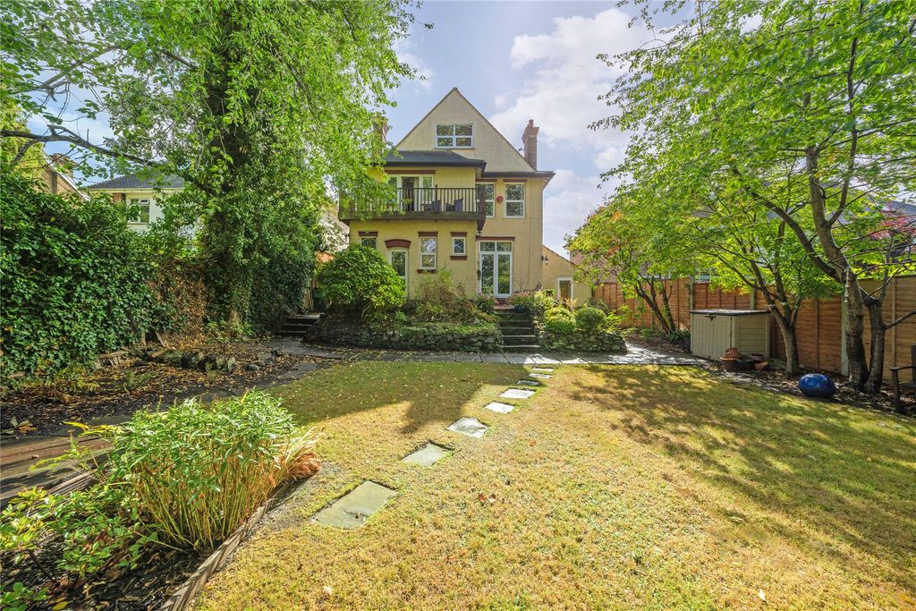 Property photo 1 of 18 Exterior