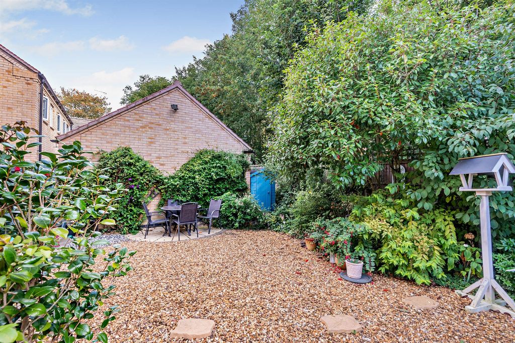 Property photo 3 of 17