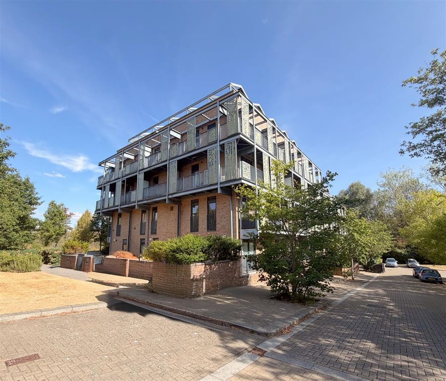 Property photo 1 of 9 Front