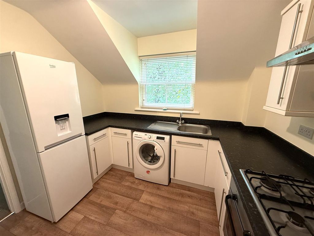 Property photo 3 of 10 Jaeger 7.Jpg