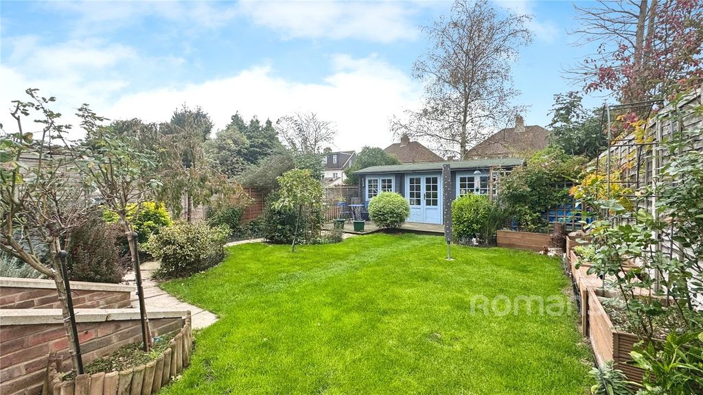 Property photo 3 of 30 Picture No. 03