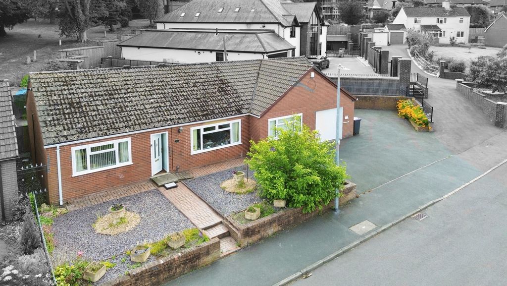 Property photo 3 of 25