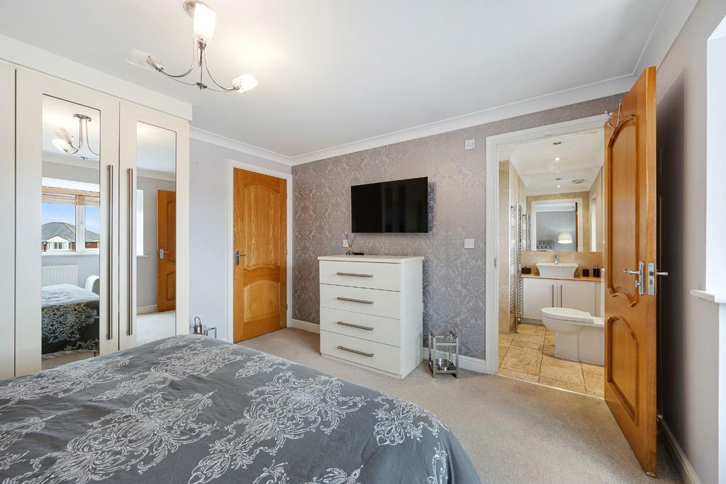 Additional image 28 of 6 bed property for saleMoorlands Court, Darwen BB3