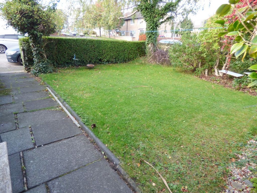 Property photo 2 of 22