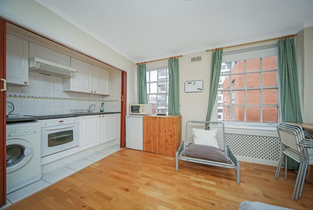Property photo 3 of 7