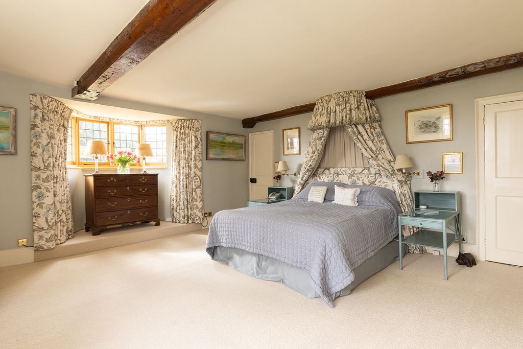 Additional image 10 of 8 bed detached house for saleWoodlands St. Mary, Hungerford, Berkshire RG17