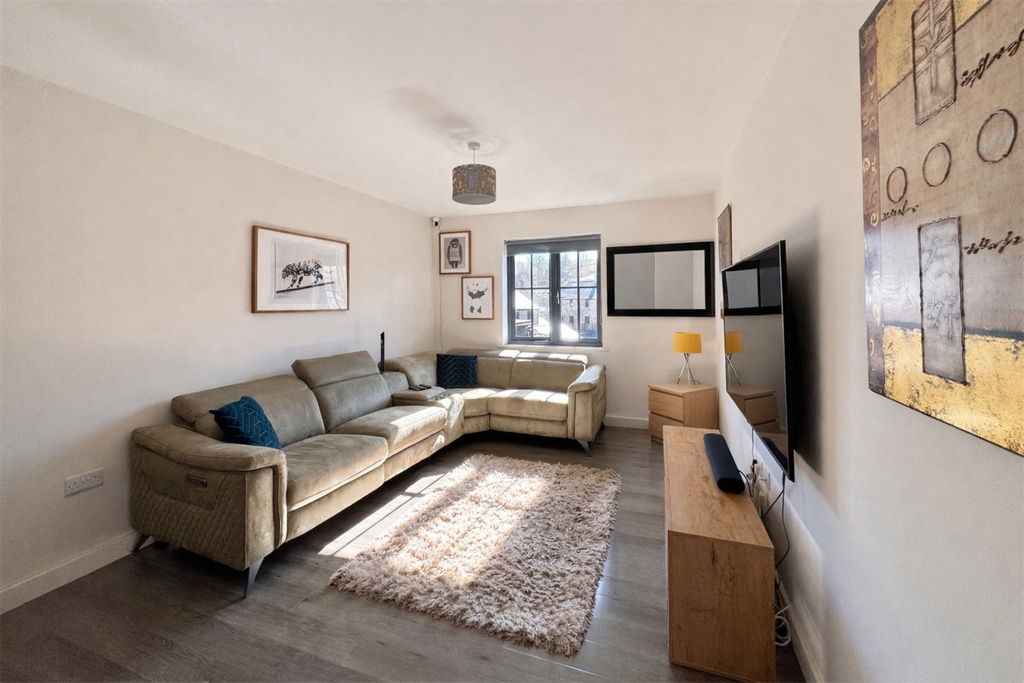 Additional image 4 of 2 bed flat for saleSamuel Wood Close, Glossop SK13