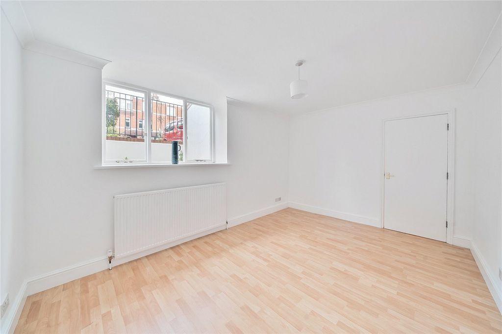 Property photo 2 of 10 Picture No. 07