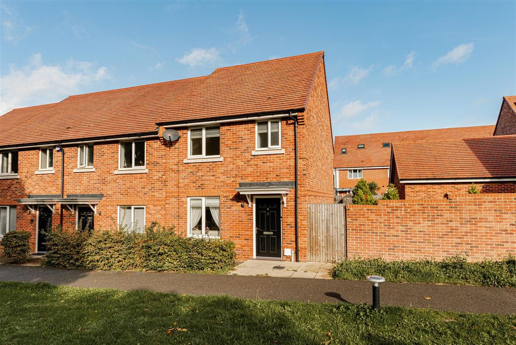 Property photo 1 of 40 L J Imaging-24.Jpg