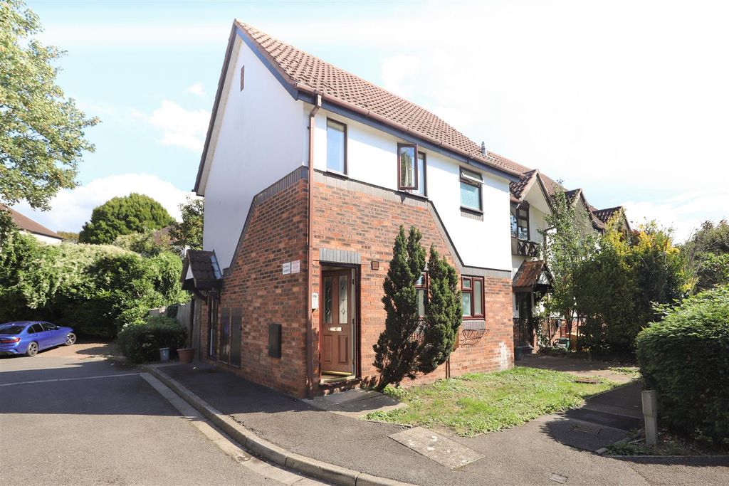 Property photo 1 of 7