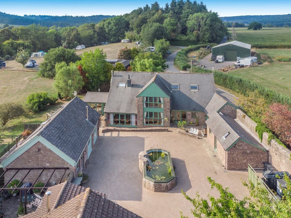 Property photo 1 of 52
