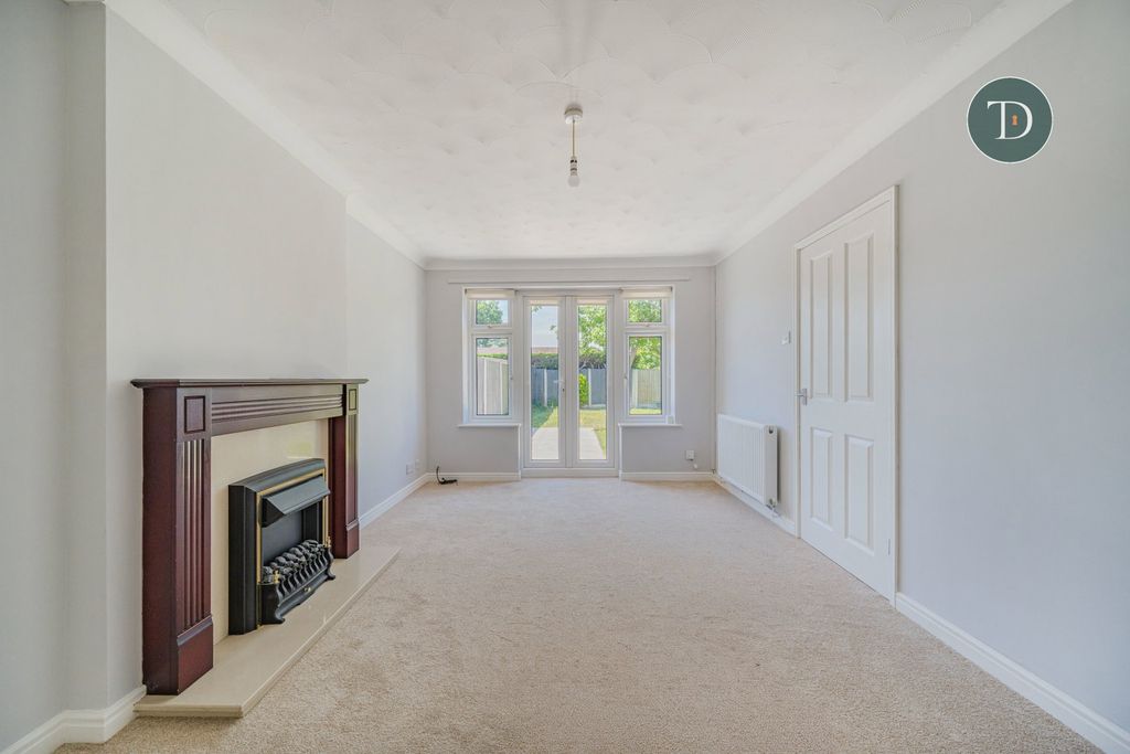 Property photo 3 of 22