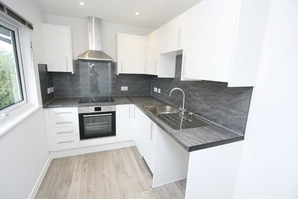 Property photo 2 of 4 Img_4180