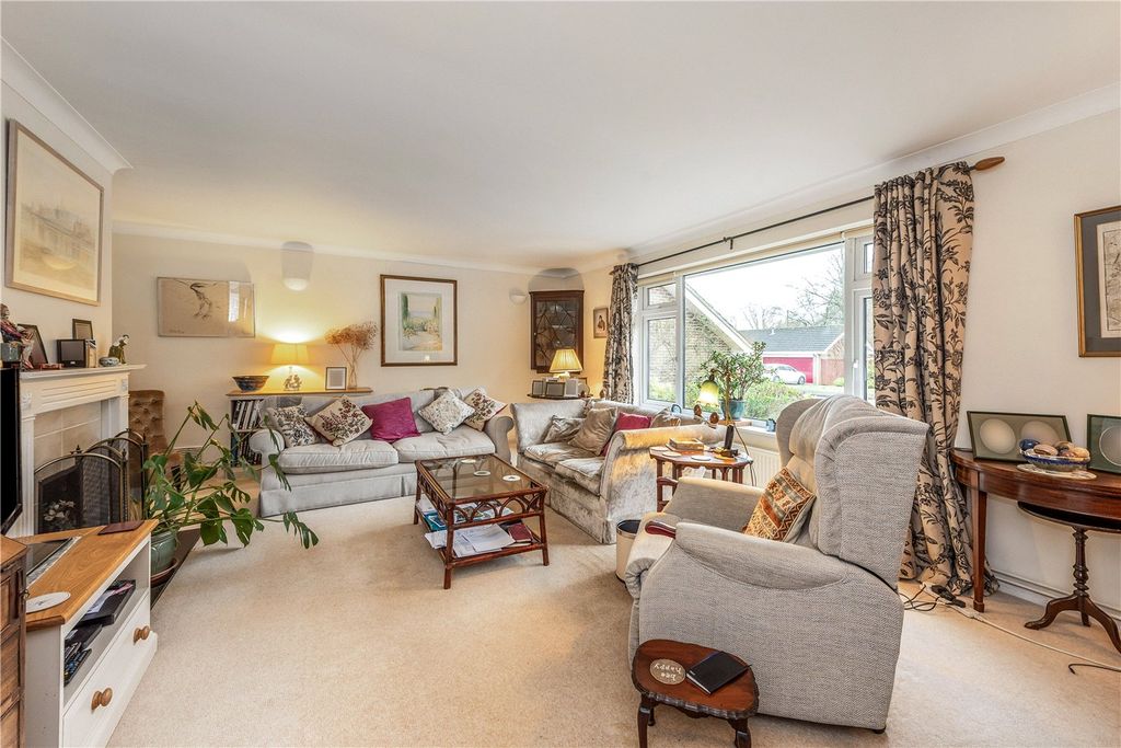 Property photo 2 of 14 Living Room