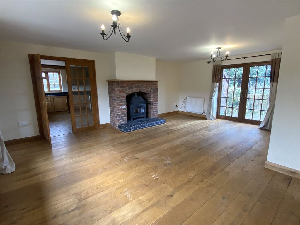 Property photo 2 of 10 Picture No. 03