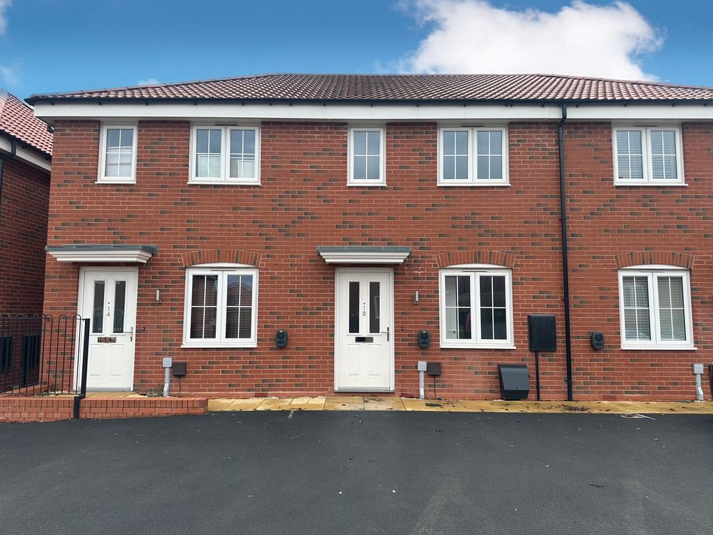 Property photo 1 of 8 Front