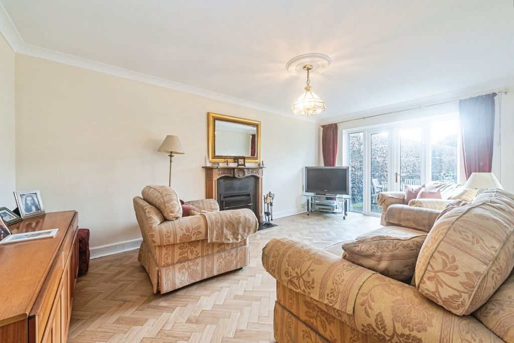 Property photo 3 of 20 Pbox-Img.Jpg