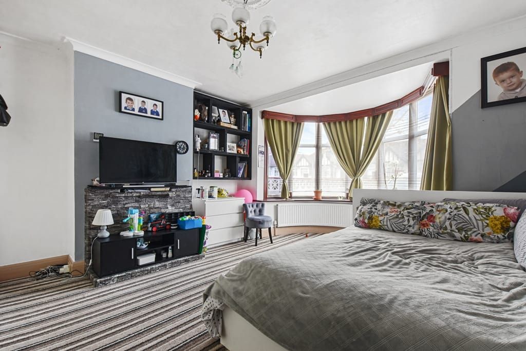 Property photo 2 of 13