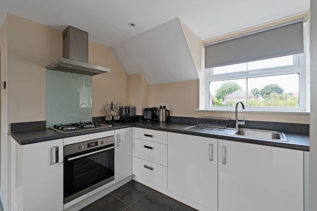 Property photo 2 of 12 Kitchen