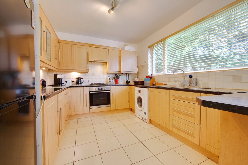 Property photo 3 of 18 Picture No. 13