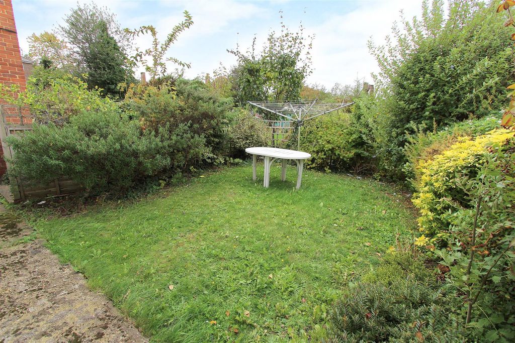 Property photo 2 of 13 Garden-B.Jpg