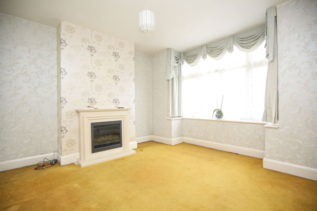 Property photo 2 of 19 Mw-5687