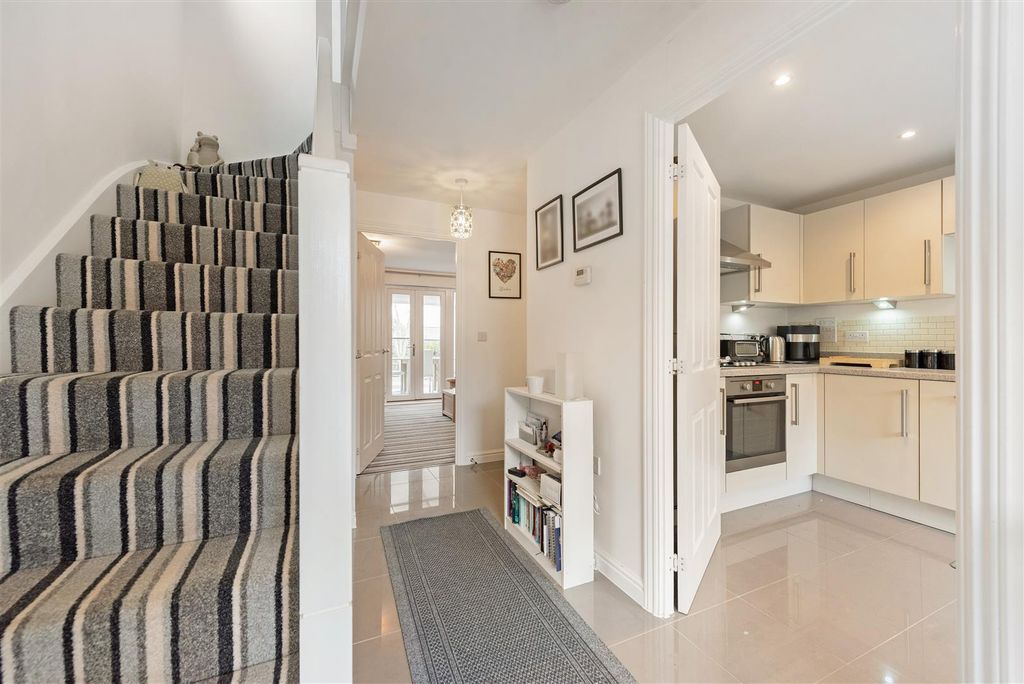 Property photo 2 of 21 Sketch_Ph5_6481885.Jpg