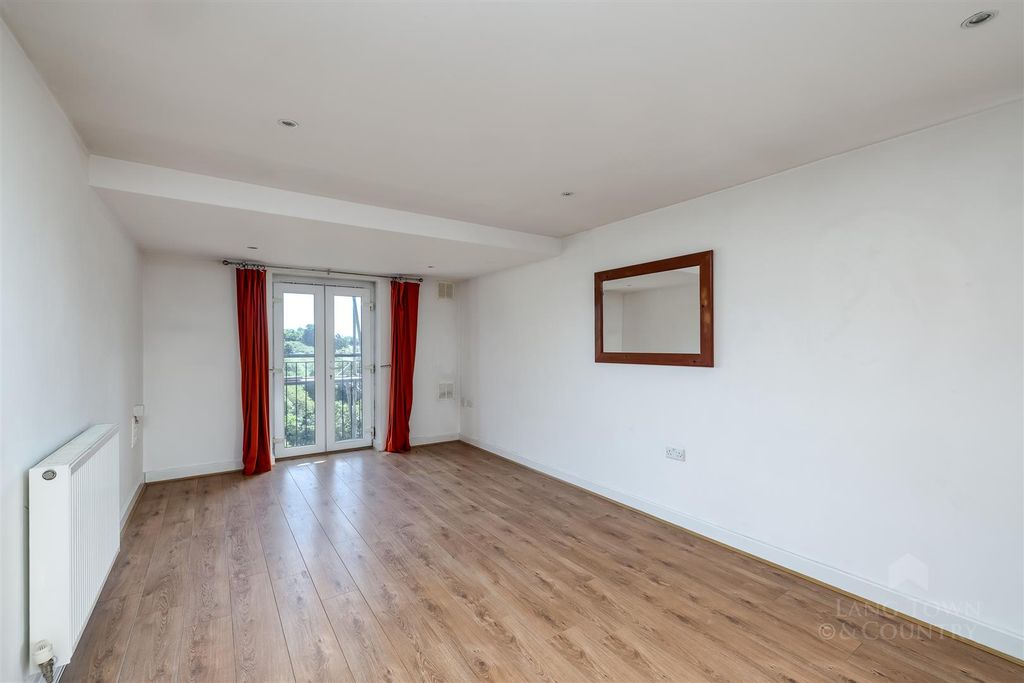 Property photo 2 of 9 0015.Jpg