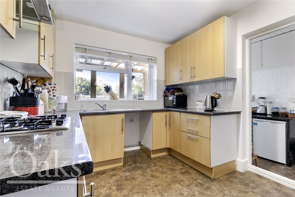 Property photo 3 of 12 Picture No. 12