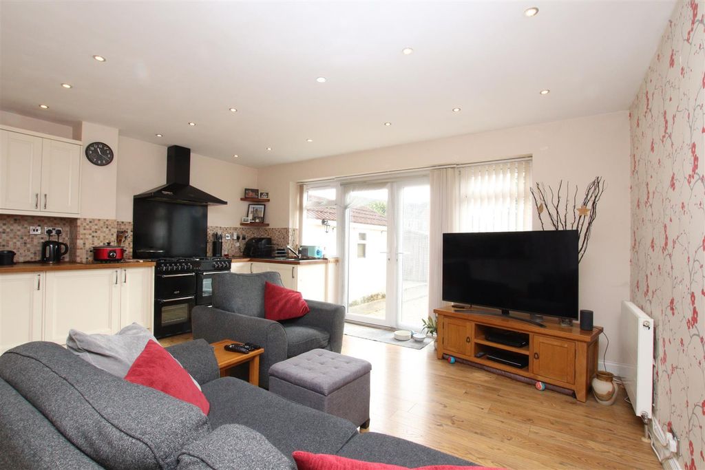 Property photo 2 of 14 Open Plan Living Kitchen Area.Jpg