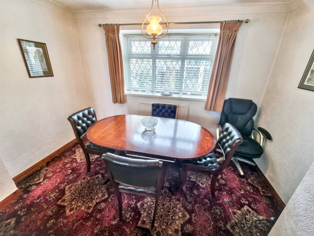 Property photo 3 of 12 Photo 9