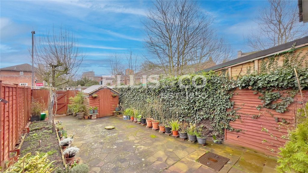 Property photo 2 of 27 Picture No. 02