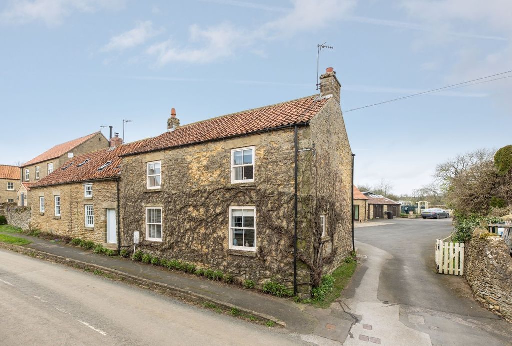 Property photo 1 of 21 Photo 1