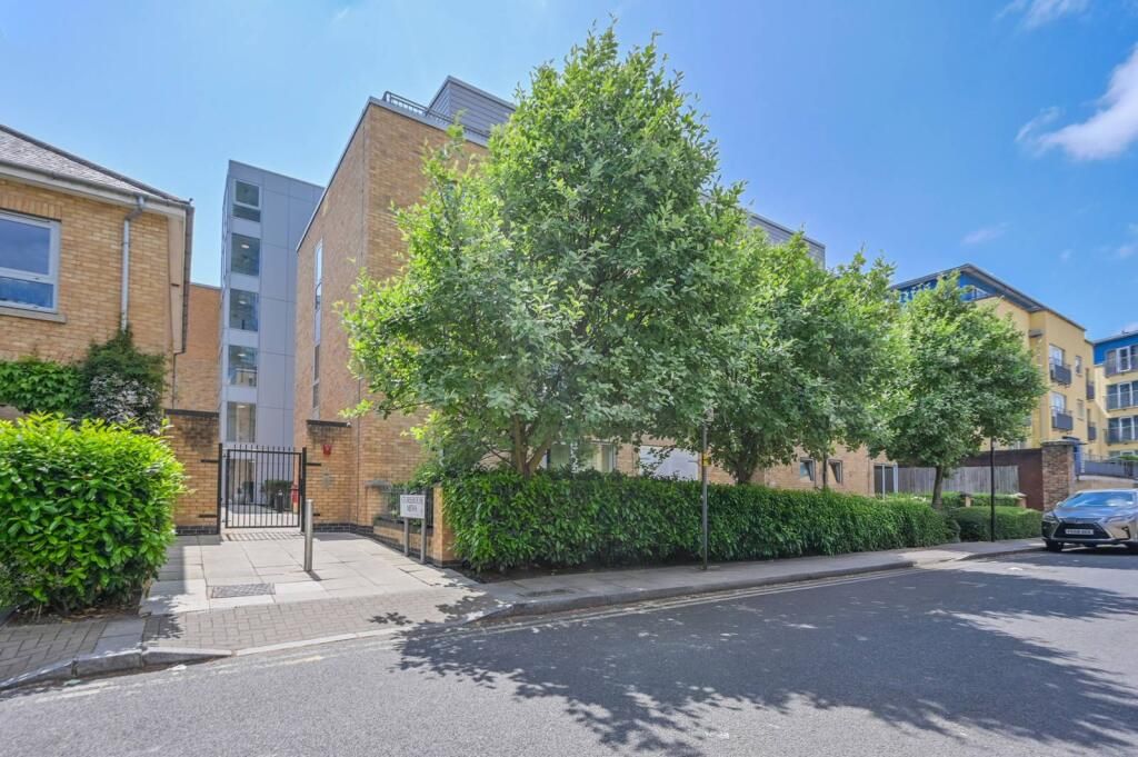 Property photo 1 of 1