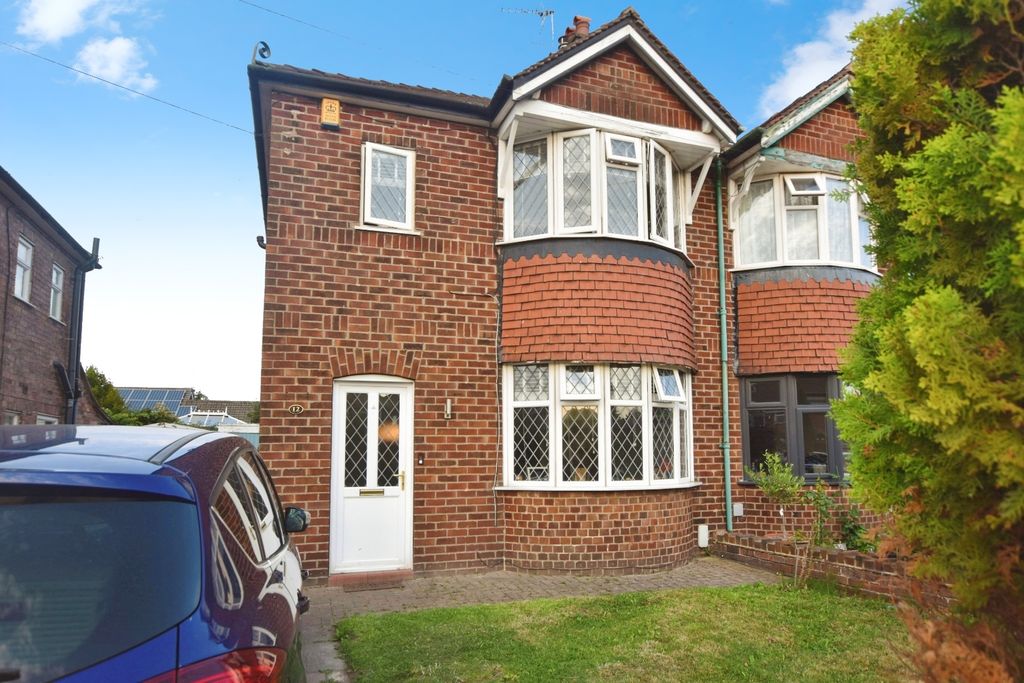 Property photo 1 of 9 External