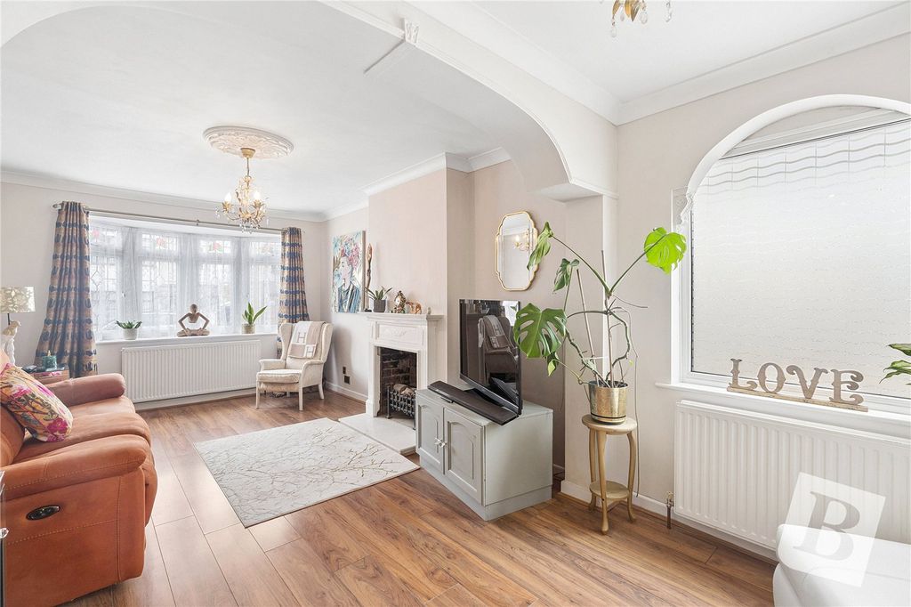 Property photo 2 of 19 Living Room