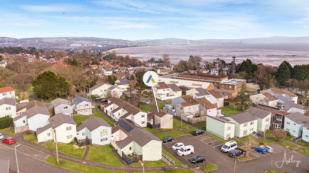 Property photo 1 of 17 Untitled Design (43).Png