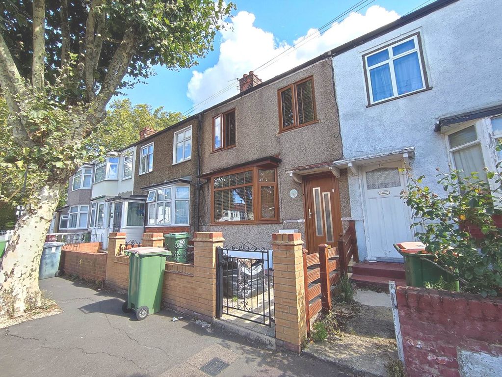 Property photo 1 of 8