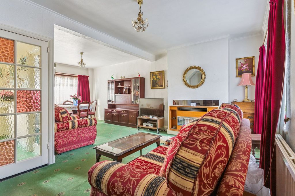 Property photo 2 of 15