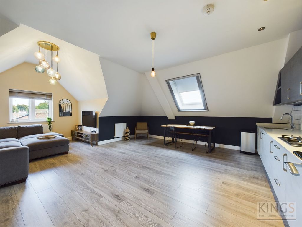 Property photo 2 of 14 Open Plan
