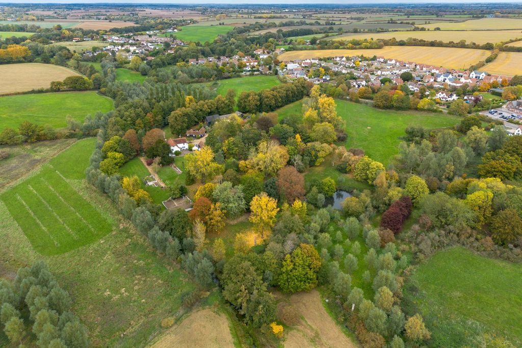 Property photo 2 of 36