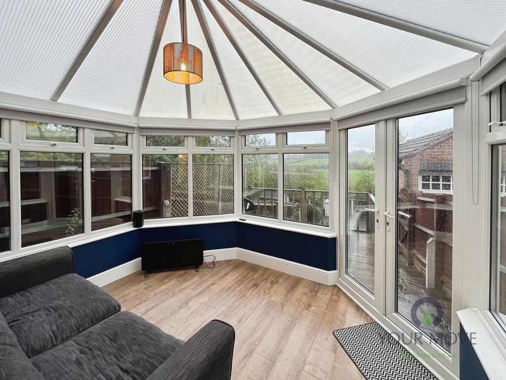 Property photo 3 of 15 Conservatory