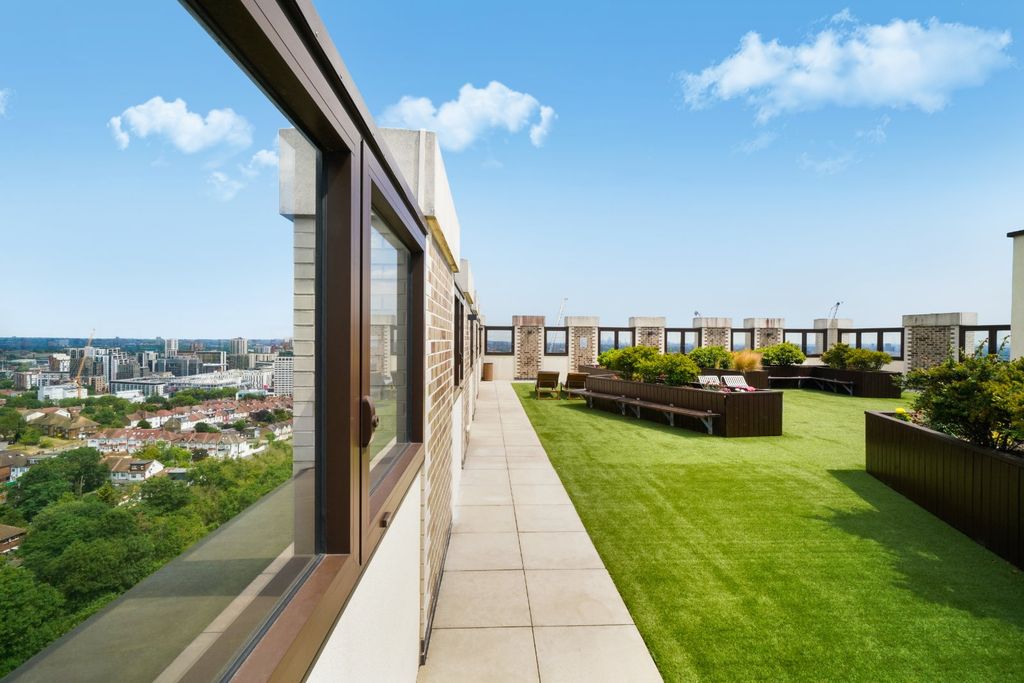 Property photo 3 of 29