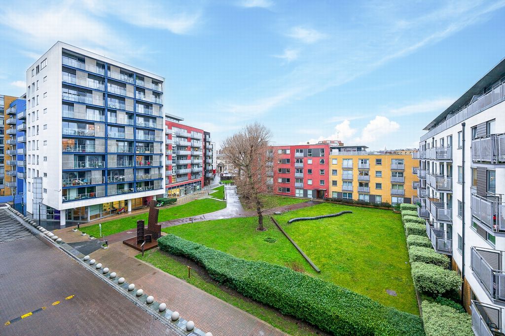 Property photo 1 of 13 External Views