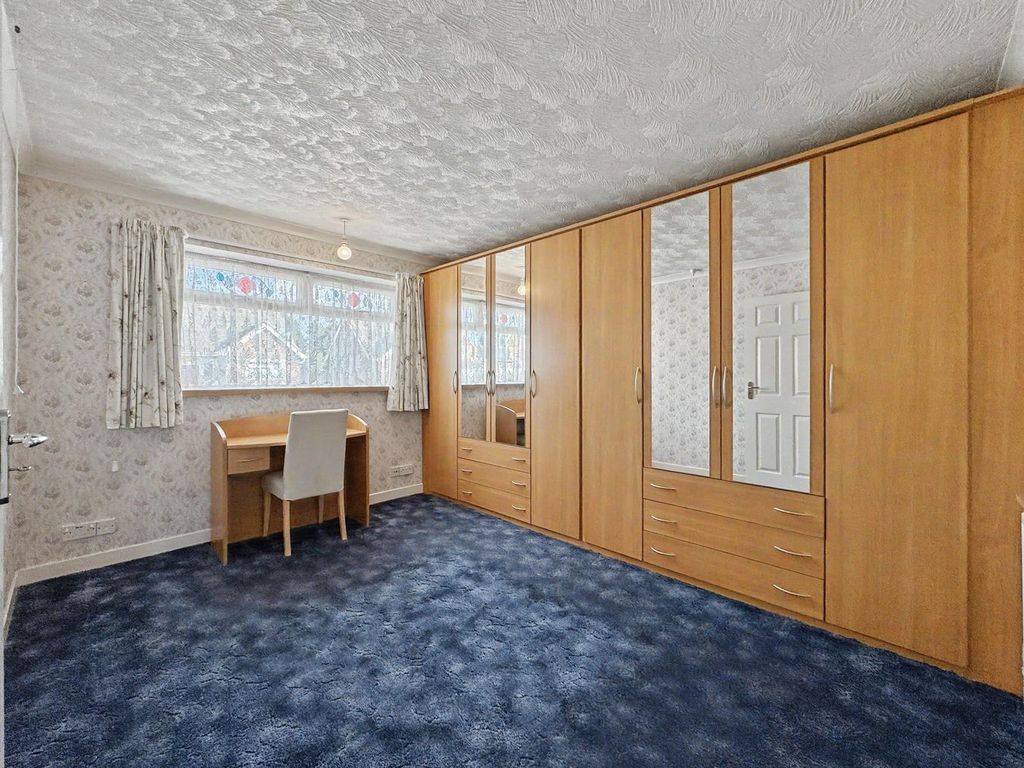 Property photo 3 of 22